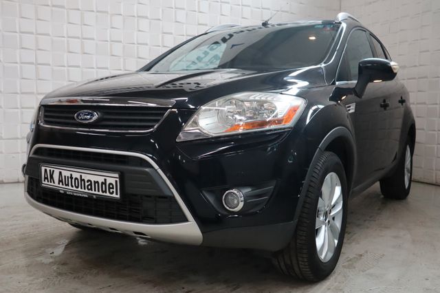 Ford Kuga Titanium  KlimaAut. Temp. PDC SHZ 8-fach