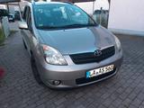 Toyota Corolla Verso 2.0 D-4D -->5 Sitzer - gebrauchte Toyota Corolla Verso aus dem Jahr 2002