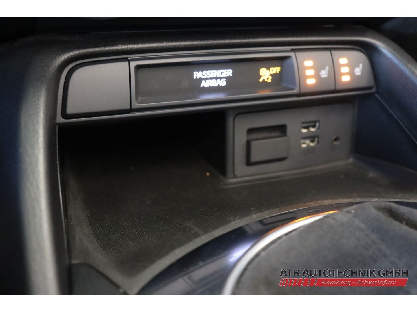 Fahrzeugabbildung Abarth 124 Spider 1.4 MultiAir Turbo Nr. 624 BOSE Faltd