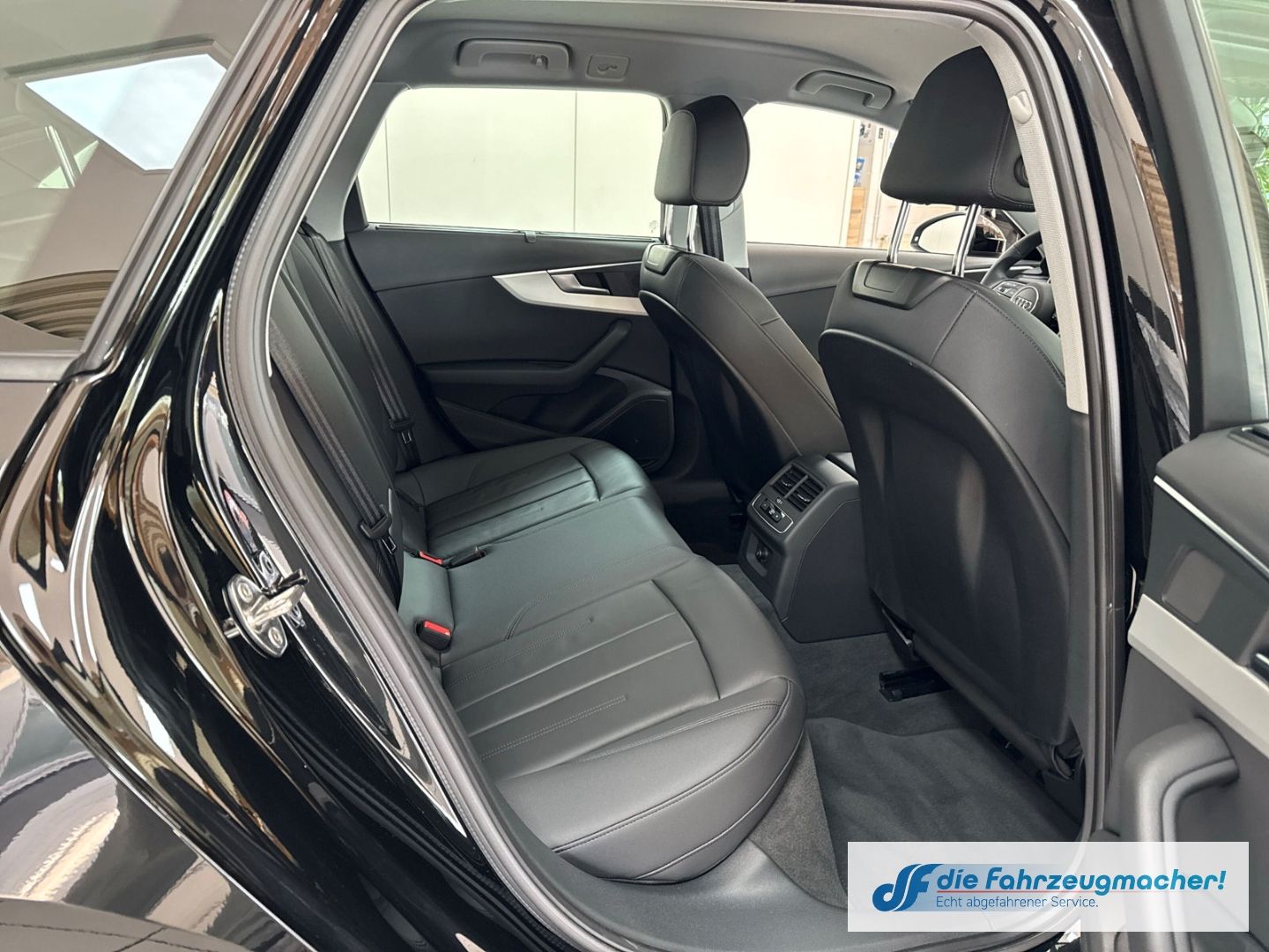 Fahrzeugabbildung Audi A4 Avant 35 TDI advanced 2.0 EU6d Navi LED 3-Zon