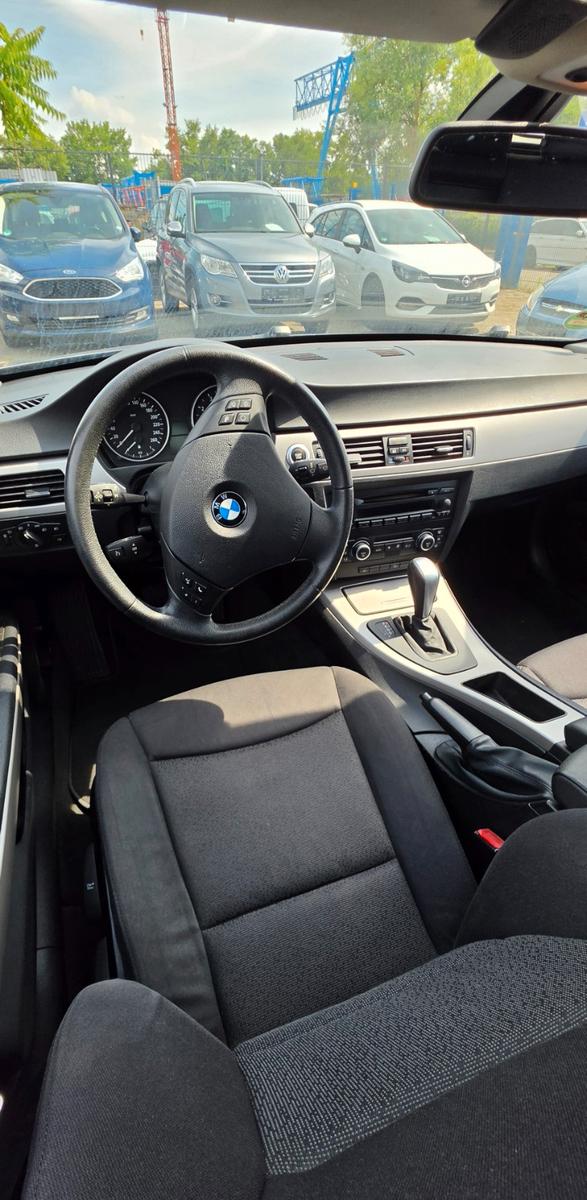 BMW 325 2006 — photo 20