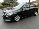 Mercedes-Benz B 200 Edition,Auto,Leder Navi,Panorama,LED - Mercedes-Benz B 200 in Bonn