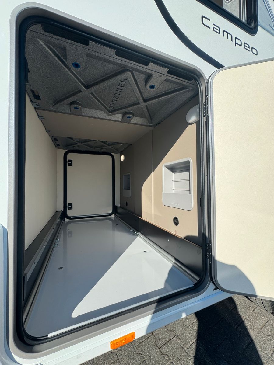 Fahrzeugabbildung Bürstner Campeo TD 690 G SIE SPAREN 14.519 €!