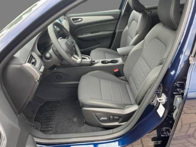 Fahrzeugabbildung Renault ARKANA TECHNO Mild Hybrid 140 EDC