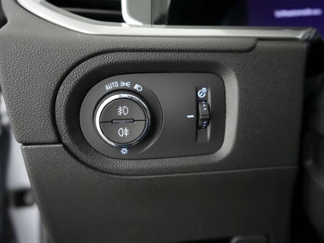 Grandland GSe PHEV 4X4 AT+NAVI+RÜCKFAHRKAMERA+SI