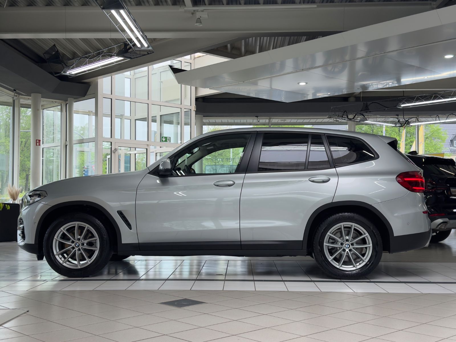 BMW X3 xDrive 20 i Advantage Parkassistent LED foto 11