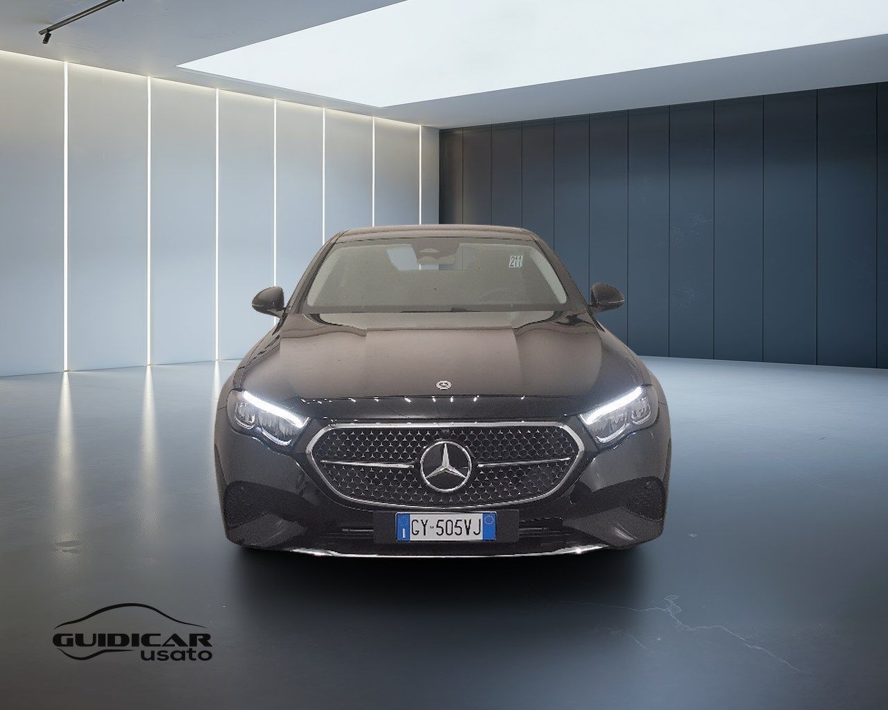 Mercedes-Benz Classe E- W214 Berlina - E 200 d A imagem 2