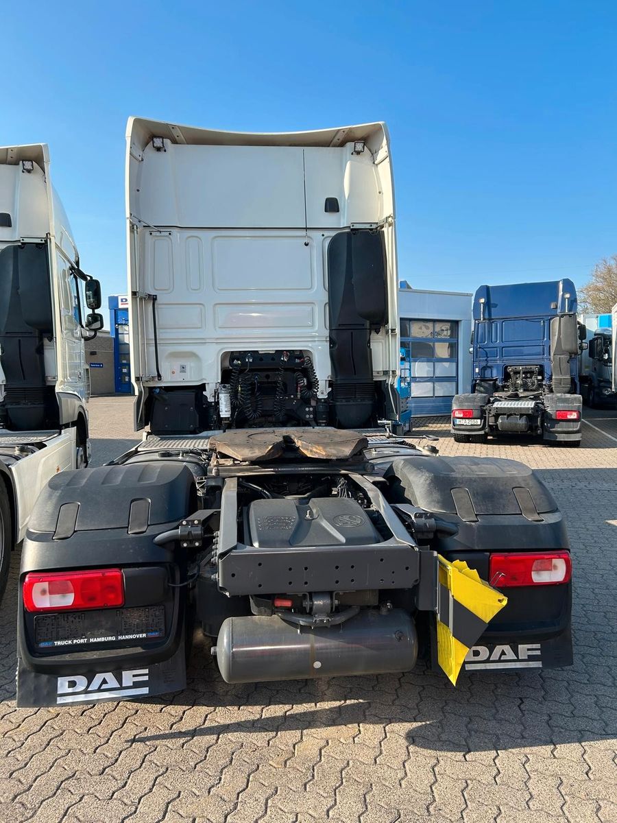 Fahrzeugabbildung DAF 4 x XF 480 FT SSC, Intarder, Bj. 2023