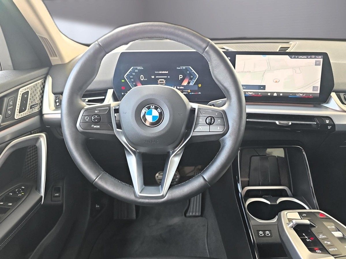 BMW X2 xDr. 20d AHK HUD PANO 360° H&K ICONIC ACC foto 11