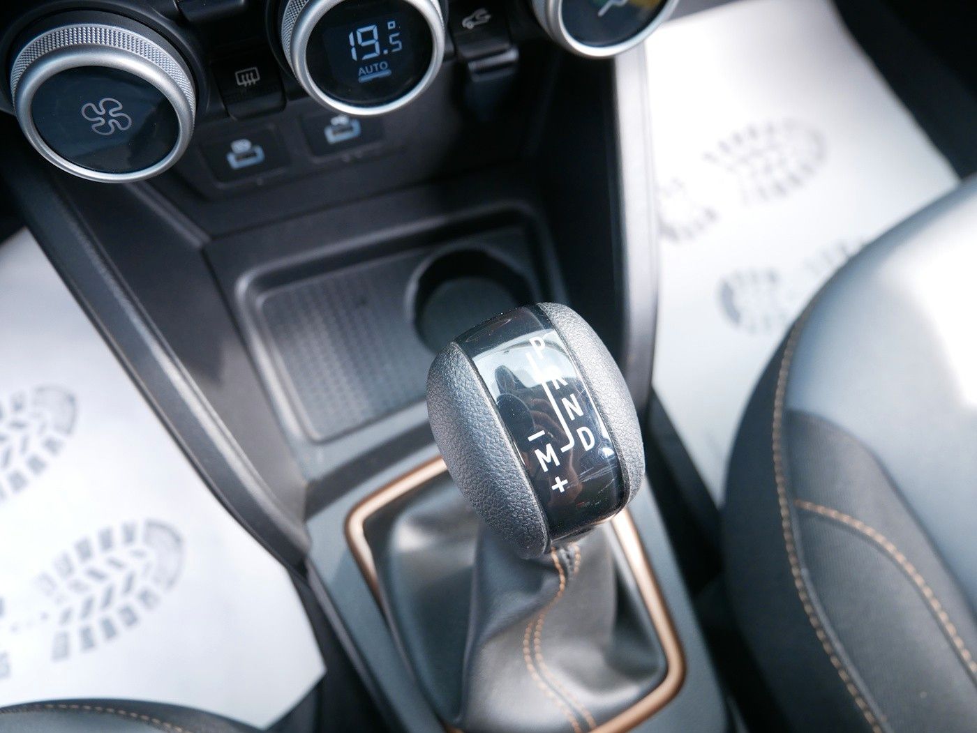Fahrzeugabbildung Dacia Duster II 1.3 TCe Extreme 360°Kamera NAVI SHZ AL