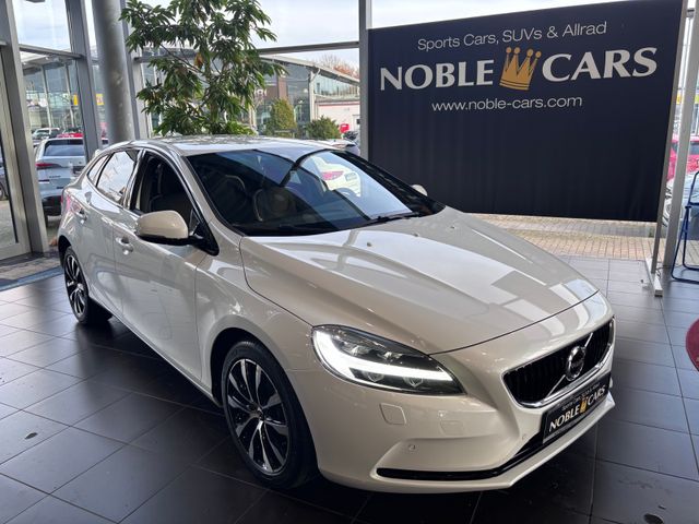 Volvo V40 Linje Svart LED NAV SHZ PDC RFK ALU