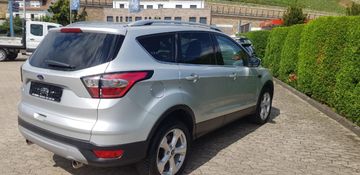 Fahrzeugabbildung Ford Kuga Titanium