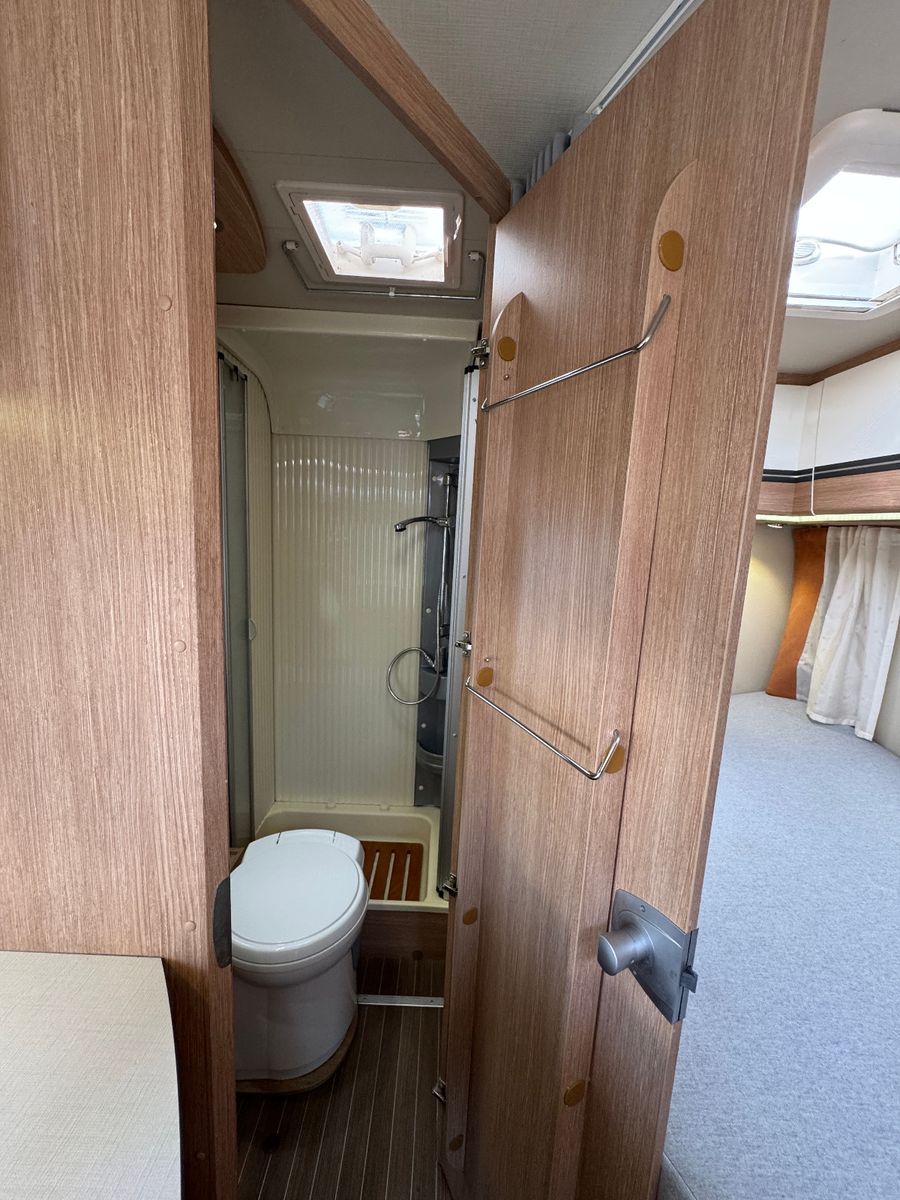 Fahrzeugabbildung Glücksmobil T 58 FIAT DUCATO 1.HAND VOLL SCHECKHEFT SAT TV