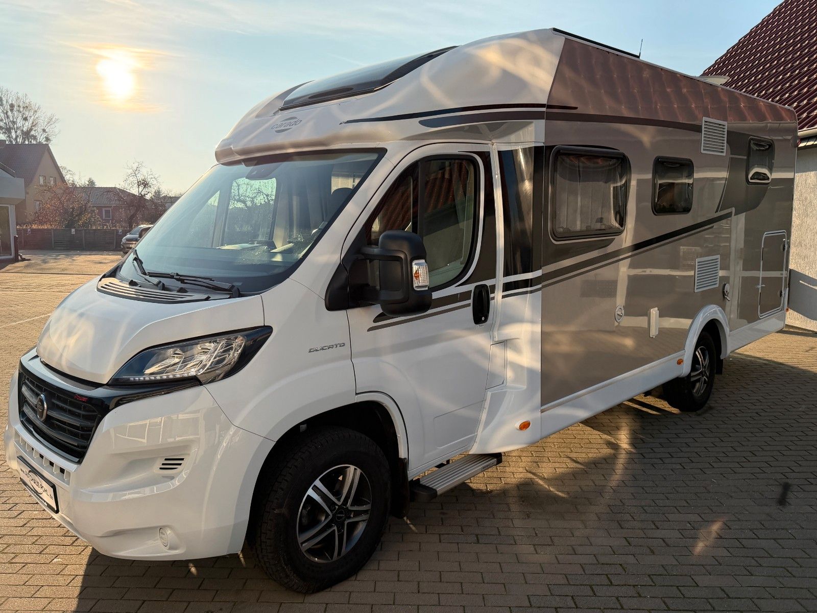 Fahrzeugabbildung Carado T 448