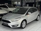 Ford Focus Lim.*AUTOMATIK*PARK-ASSIST*WINTER* - Ford Focus Gebrauchtwagen in Stuttgart
