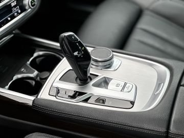 BMW 740 - 11
