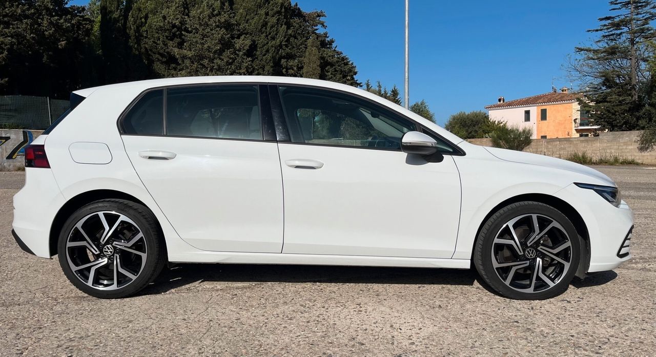 Volkswagen Golf 2.0 TDI 116 CV Life*Navi* imagem 2