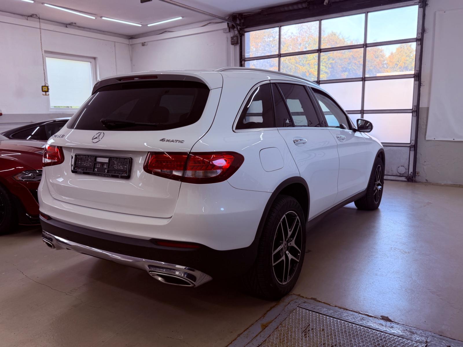Mercedes-Benz GLC 300 AMG LINE KAMERA