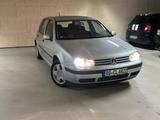 Volkswagen Golf 4 Tüv 02.28 - Volkswagen Golf aus 2000: Kombi