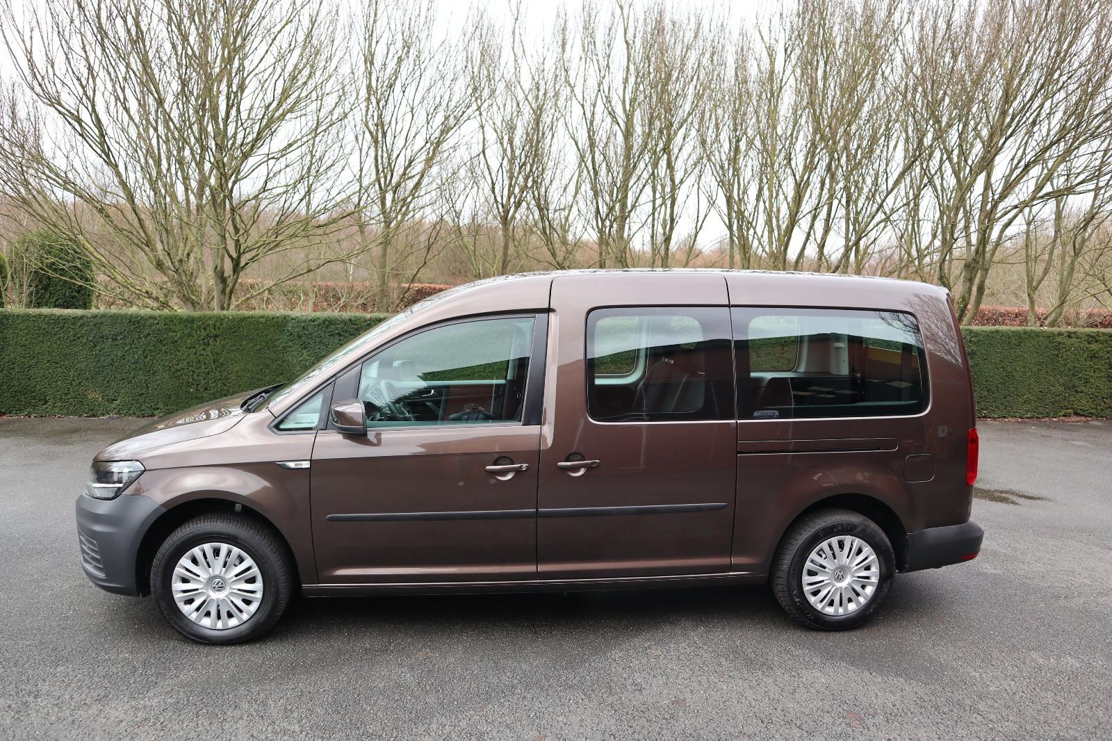 Volkswagen Caddy Maxi 2,0 TDI rollstuhlgerecht*Garantie*