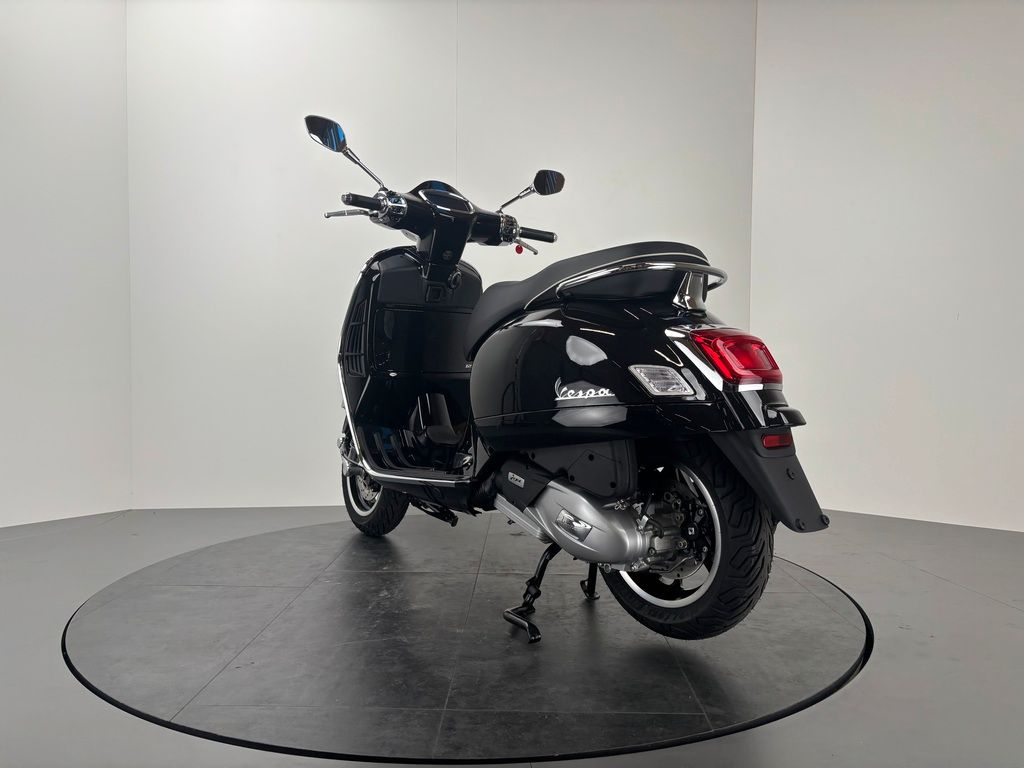 Fahrzeugabbildung Vespa GTS 125 FL SUPER *2026 NEUFAHRZEUG*