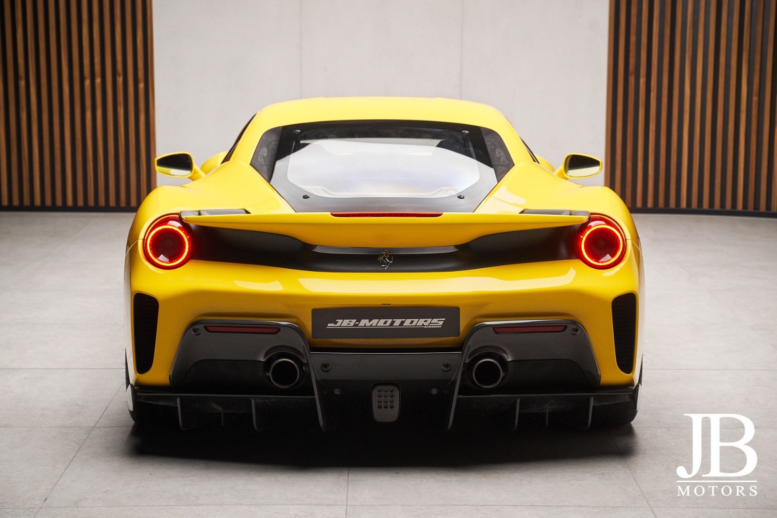 Fahrzeugabbildung Ferrari 488 Pista Racing Seats Lightweight Carbon German