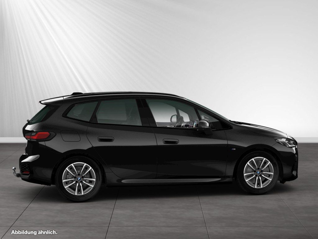 BMW 223 Active Tourer - Bild 9