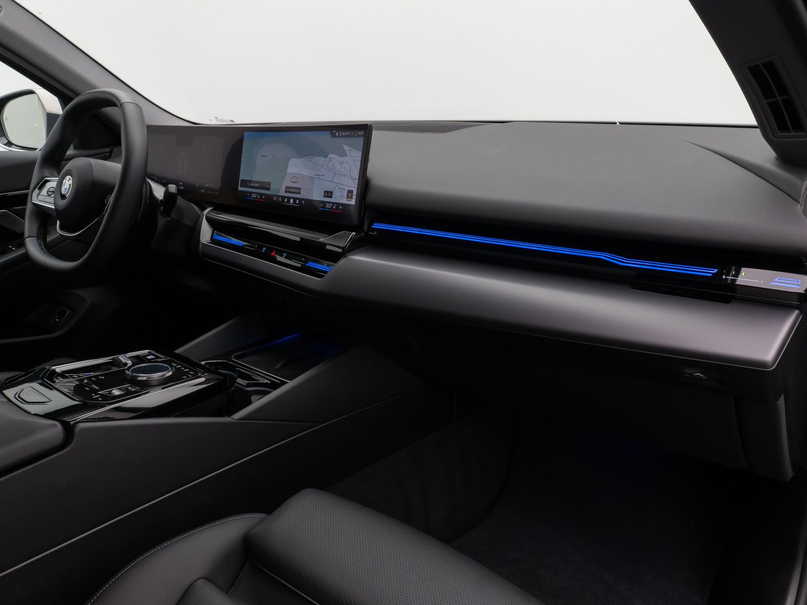 Fahrzeugabbildung BMW 520d Kamera DAB Leder Alarm Sport DigKey 18Zoll