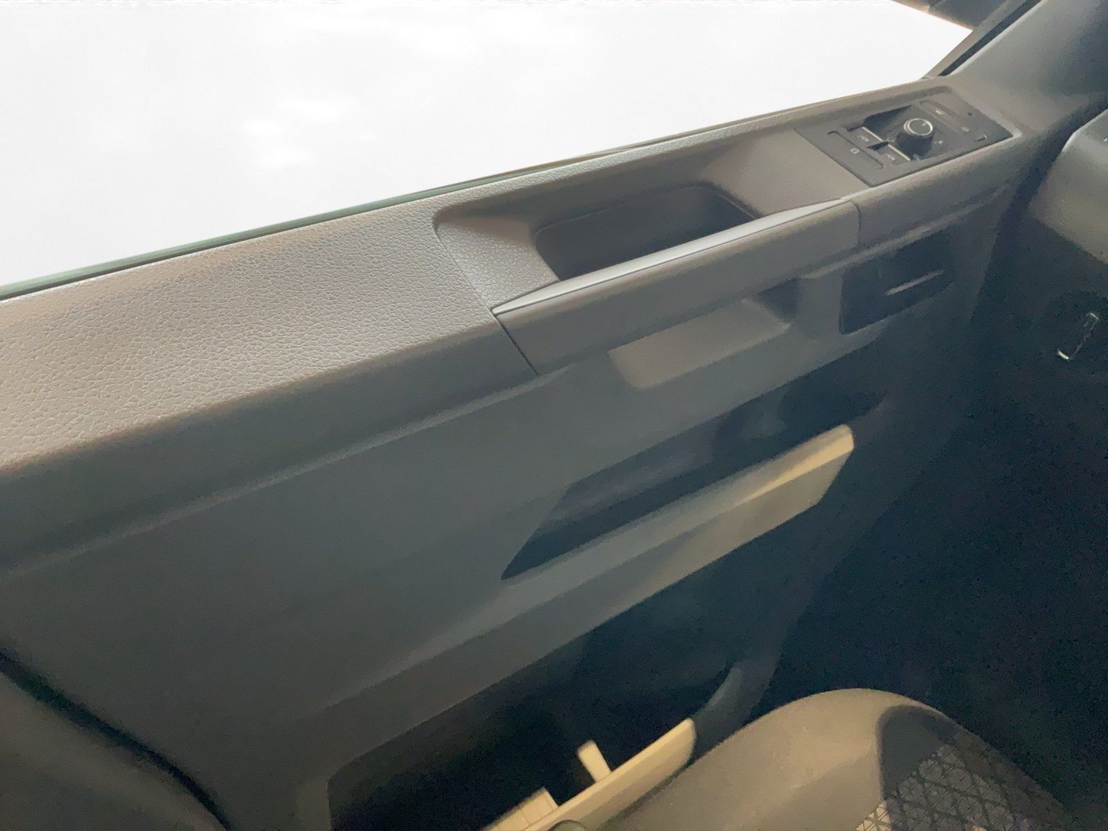 Volkswagen T6 Caravelle - Bild 10