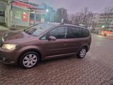 Volkswagen VW Touran 2.0 TDI Facelift MOTORSCHADEN (L... - Motorschaden mit Diesel-Antrieb
