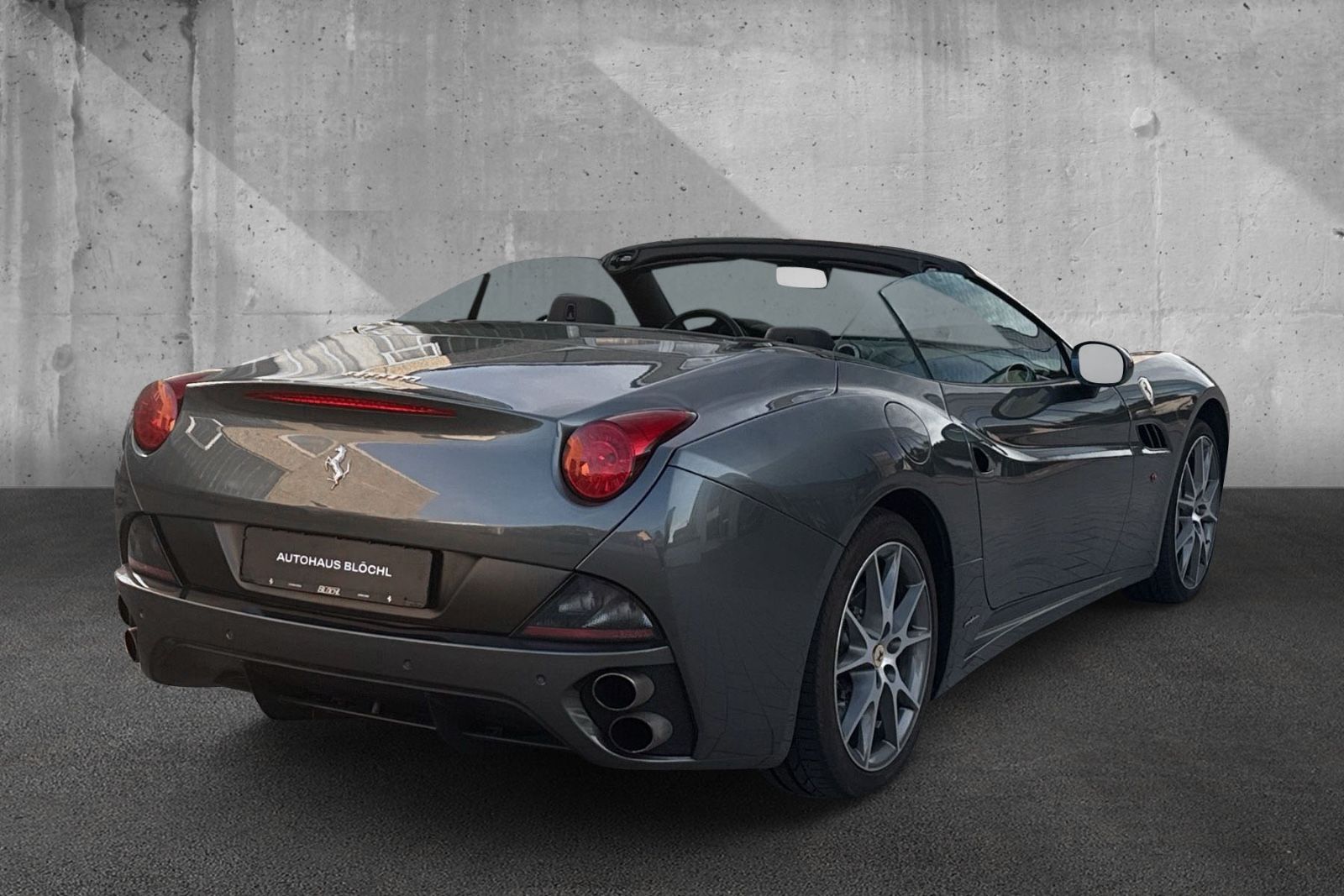 Fahrzeugabbildung Ferrari California*Daytona*Embleme*Dt. Auto