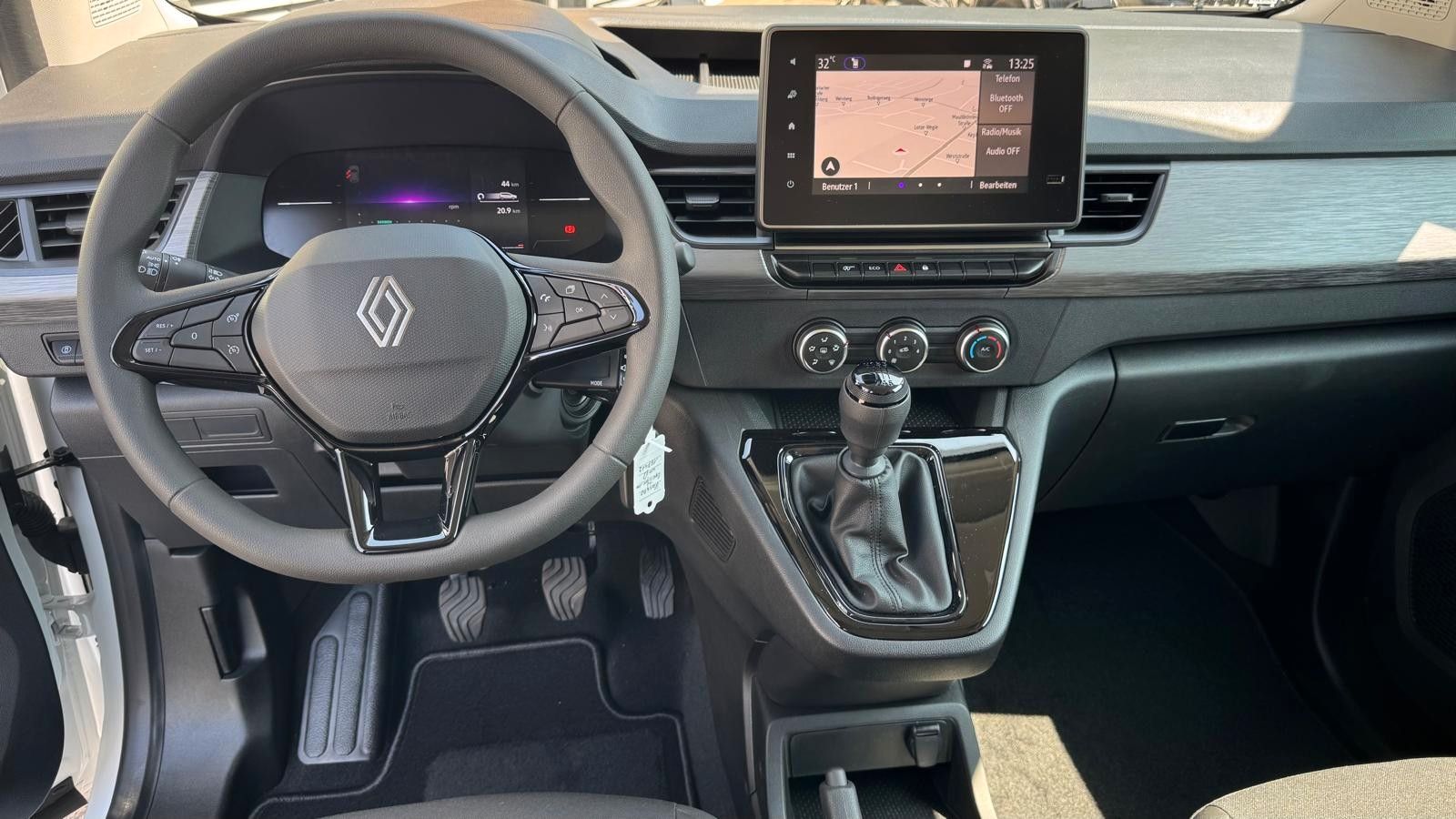 Fahrzeugabbildung Renault Kangoo III Equilibre TCe 100