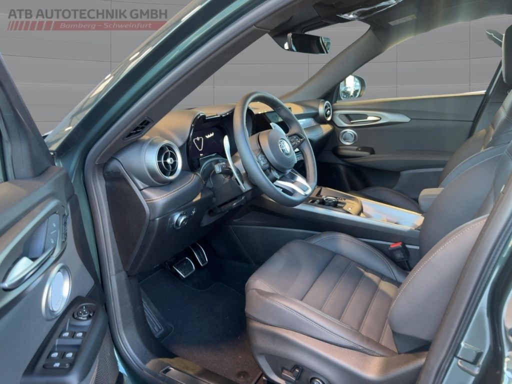Fahrzeugabbildung Alfa Romeo Tonale Veloce, 360 Kamera, elektr. Heckkl. SHZ