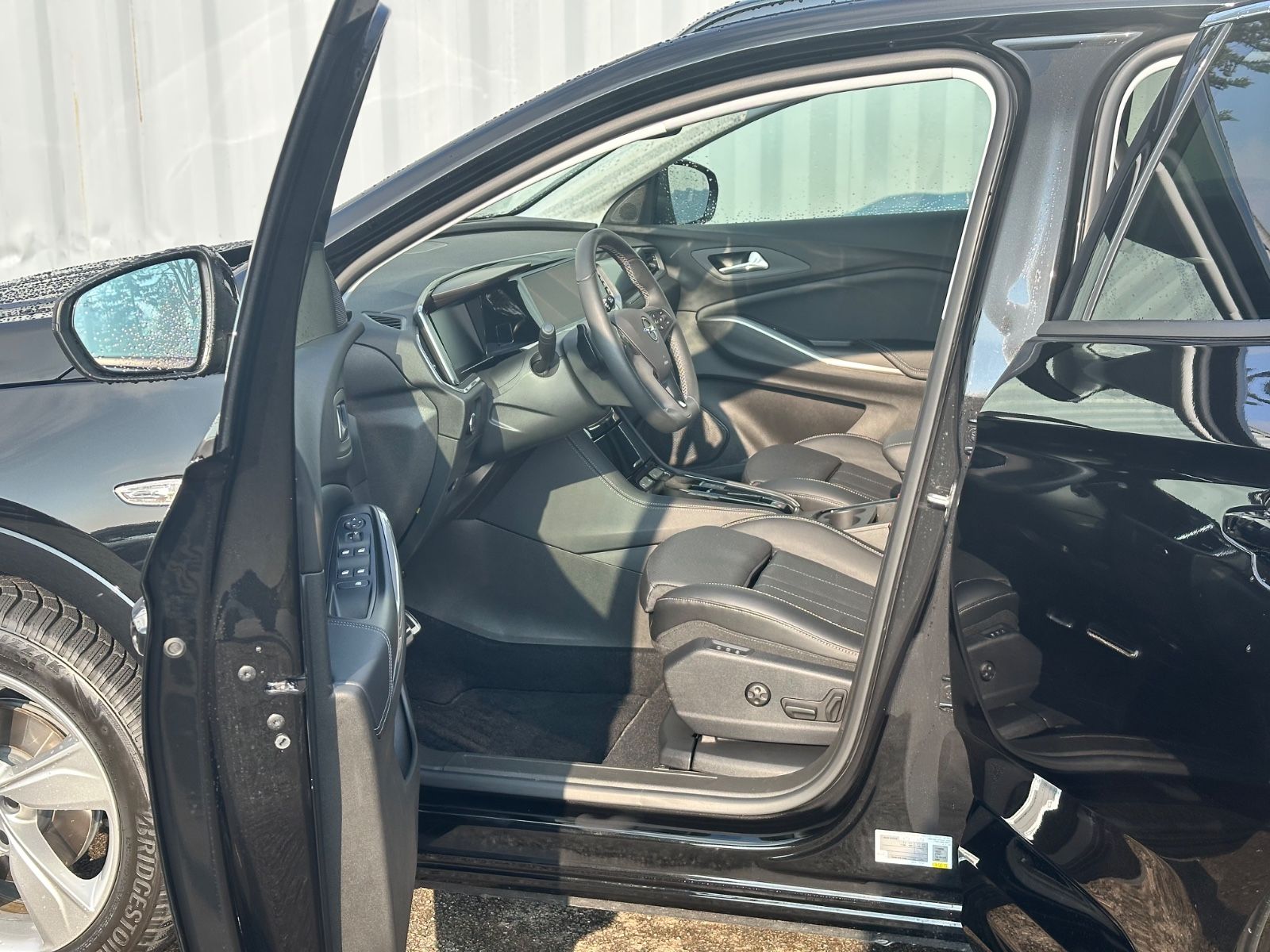 Fahrzeugabbildung Opel Grandland Elegance Ultimate-Pack*Navi*Automatik