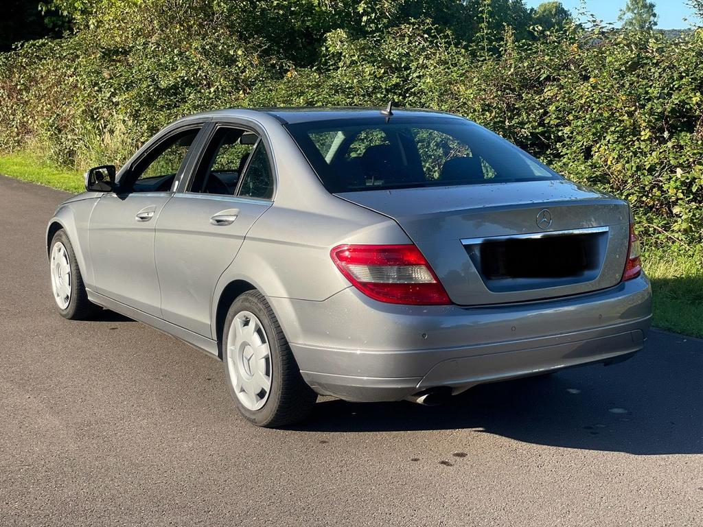 Mercedes-Benz C 220