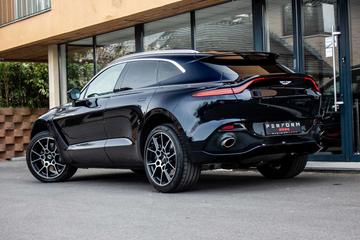 2021 Aston Martin DBX — фото 8