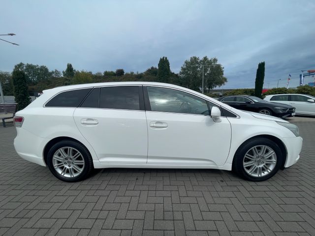 Toyota Avensis  Kombi Executive