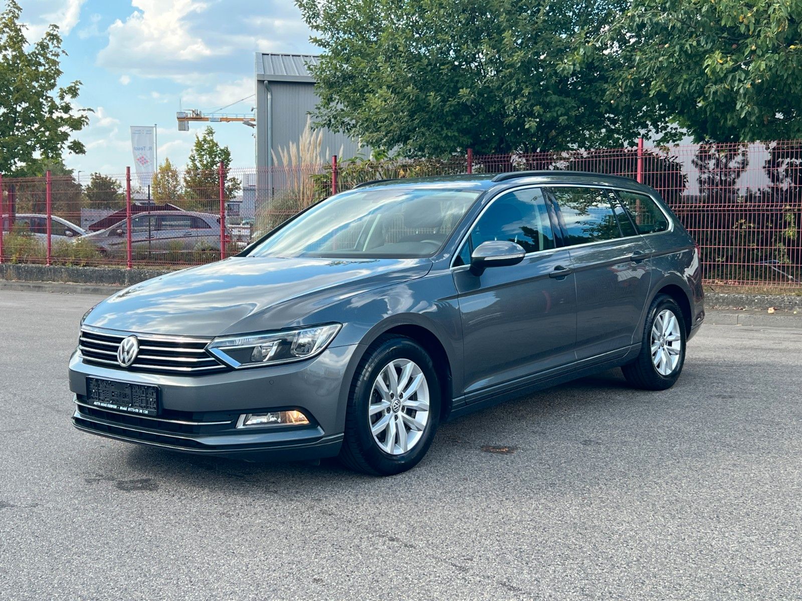 Volkswagen Passat Variant - 1