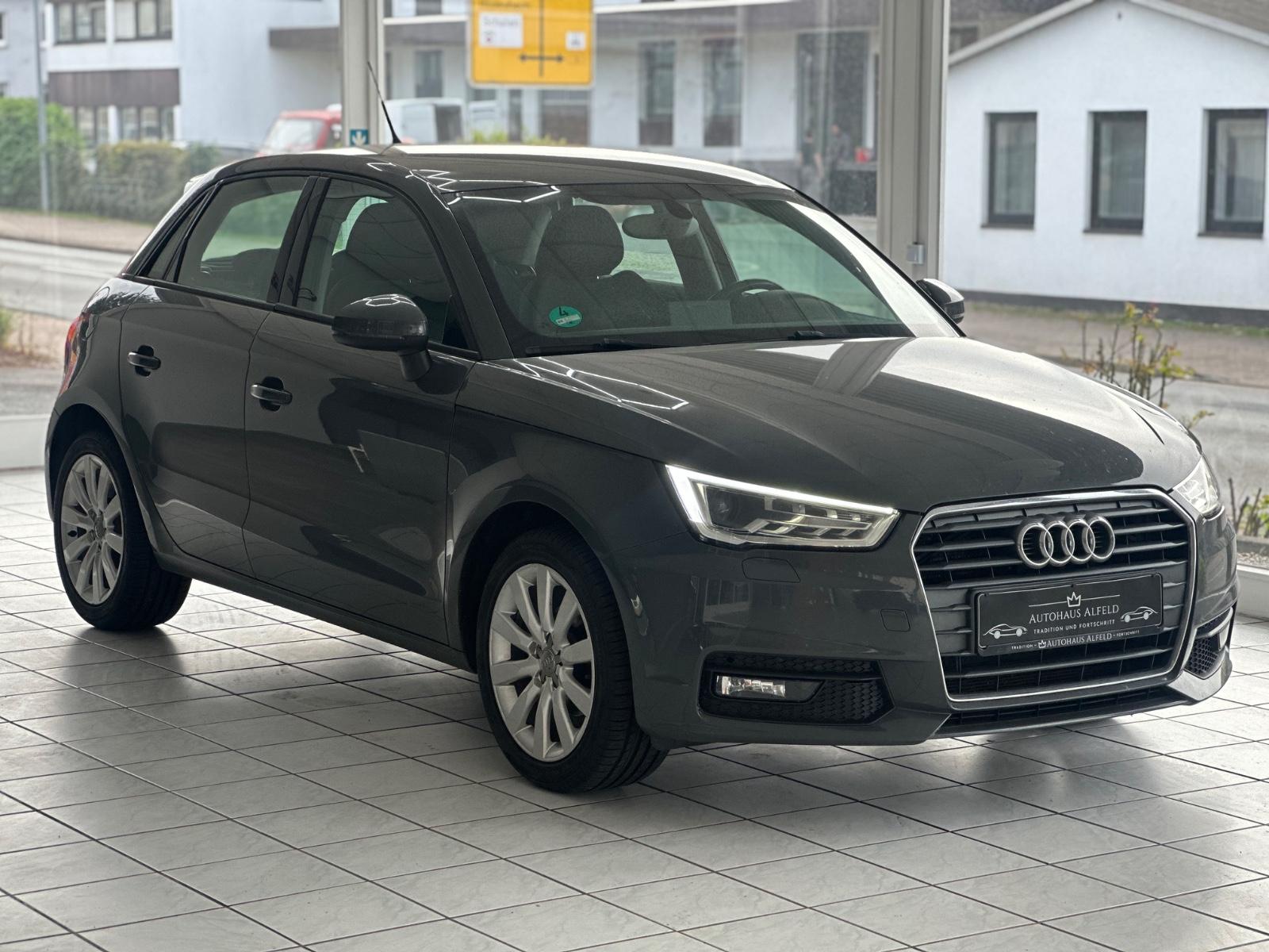 Audi A1 Sportback design Xenon Navi Sitzheizung
