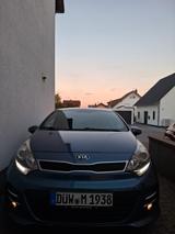 Kia Rio 1.4 Spirit Spirit Vollausstattung - Kia Rio: Blau