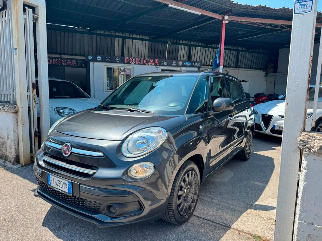 Image of Fiat 500L Urban