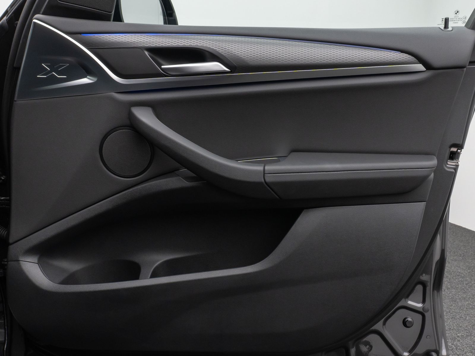 Fahrzeugabbildung BMW X3 xD20d  M Sport Kamera DAB HiFi Komfort 19Zoll