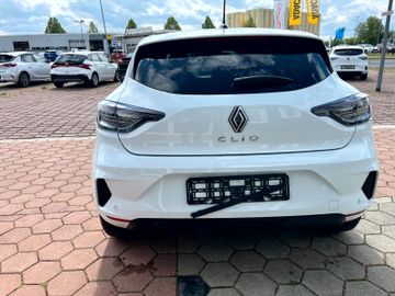 Renault Clio - 6