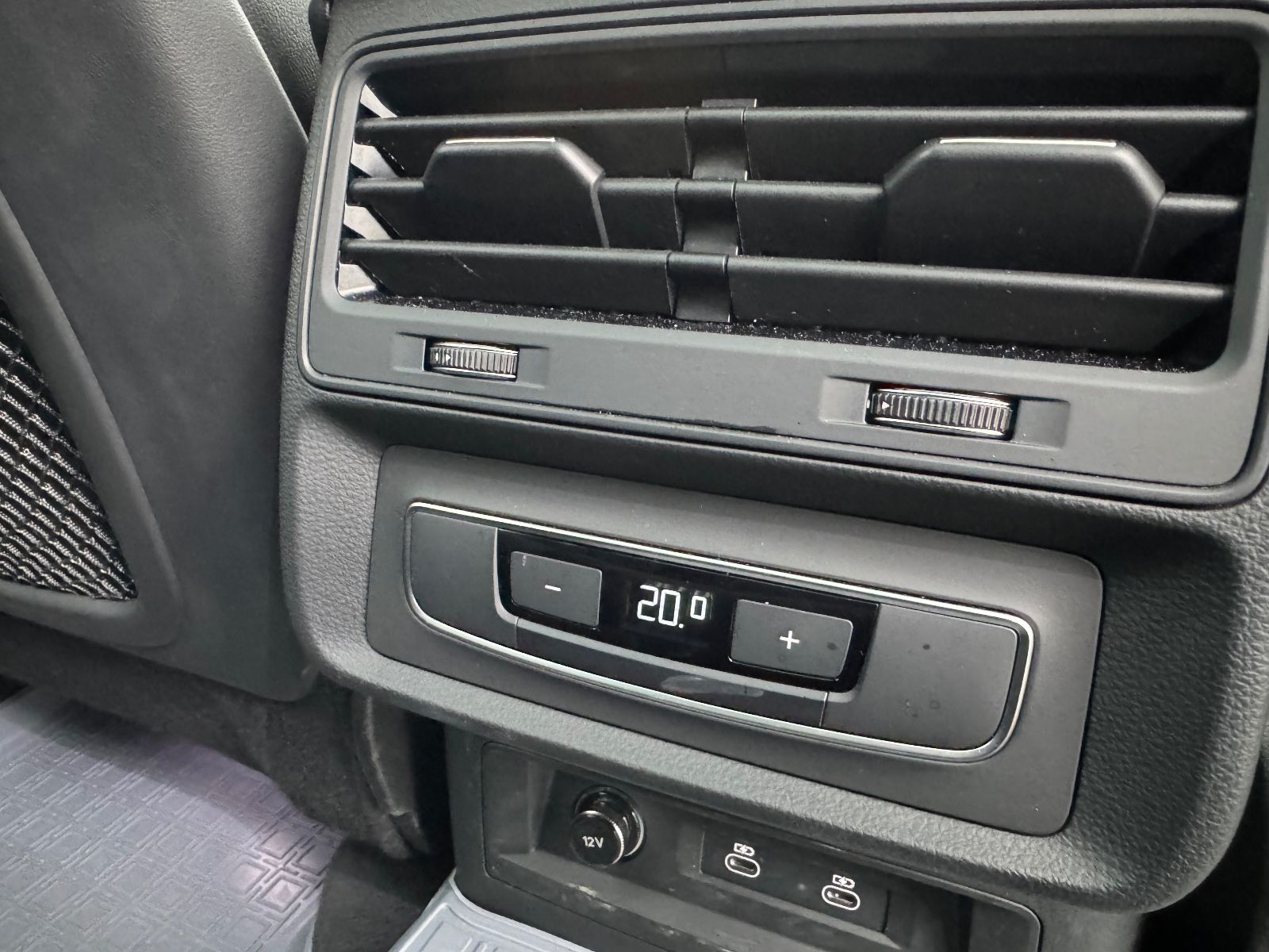 Fahrzeugabbildung Audi Q7 45 TFSI quattro tiptronic*MEMORY*PANO*7-SITZE