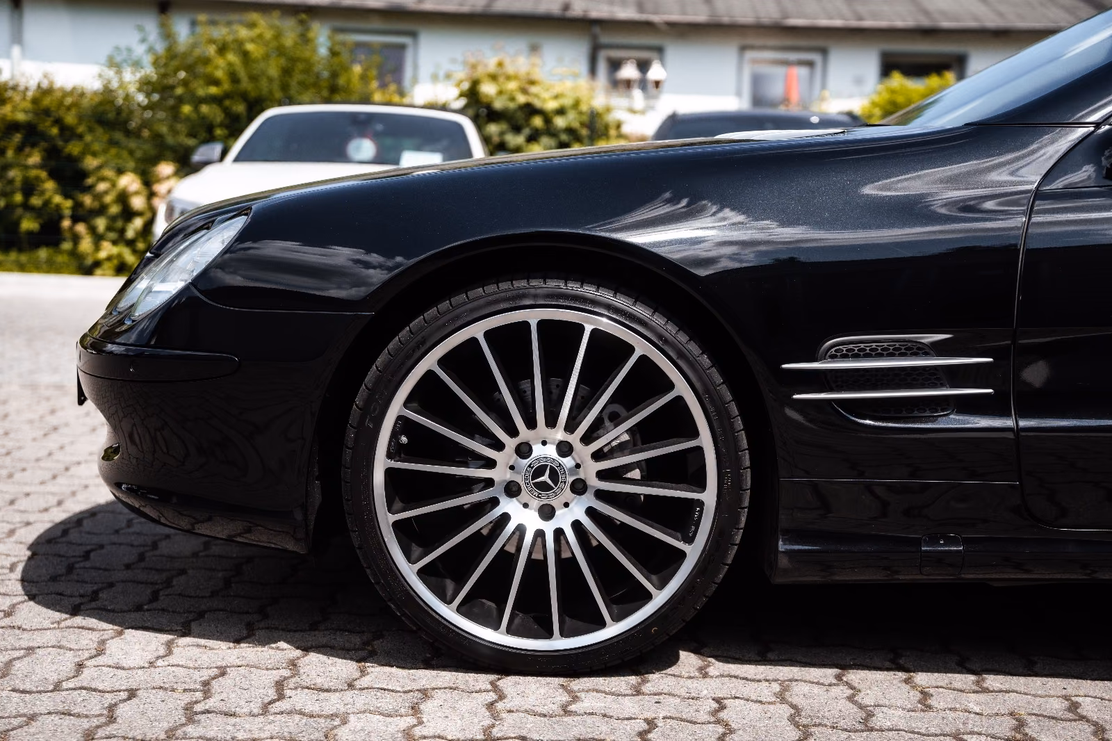 Mercedes-Benz SL 350 3.7 V6 245 ch BVA / Cuir / Bi-Xénon / Sièges chauffants / Jantes 20" AMG