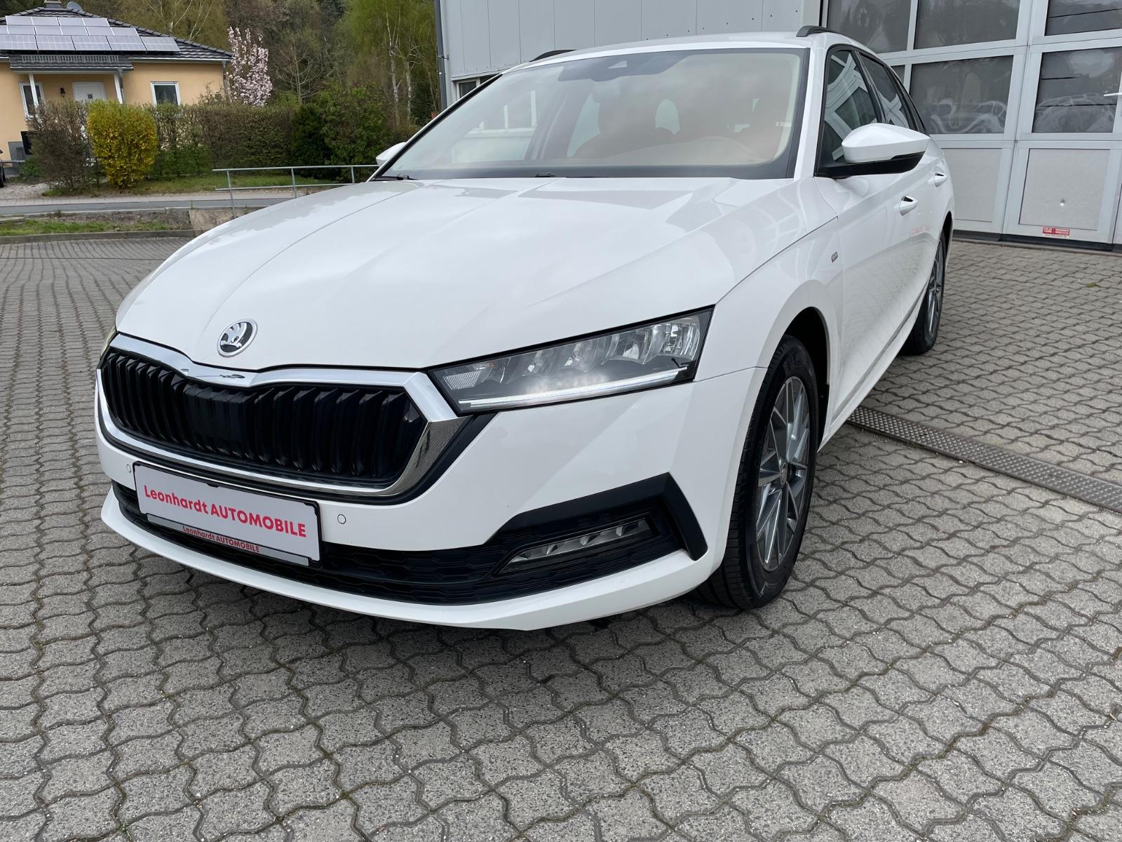 Skoda Octavia Combi Ambition AHK Werksgarantie 2/2028