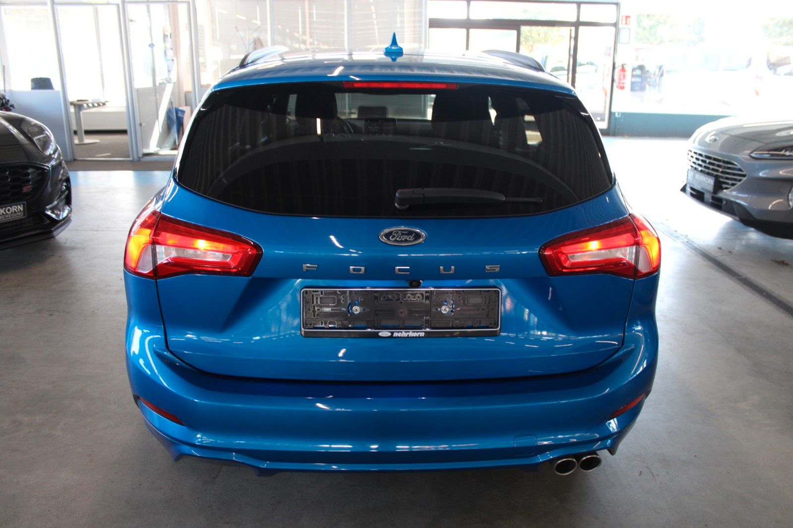 Fahrzeugabbildung Ford Focus ST-Line Turnier LED ACC DAB CAM WinterPak