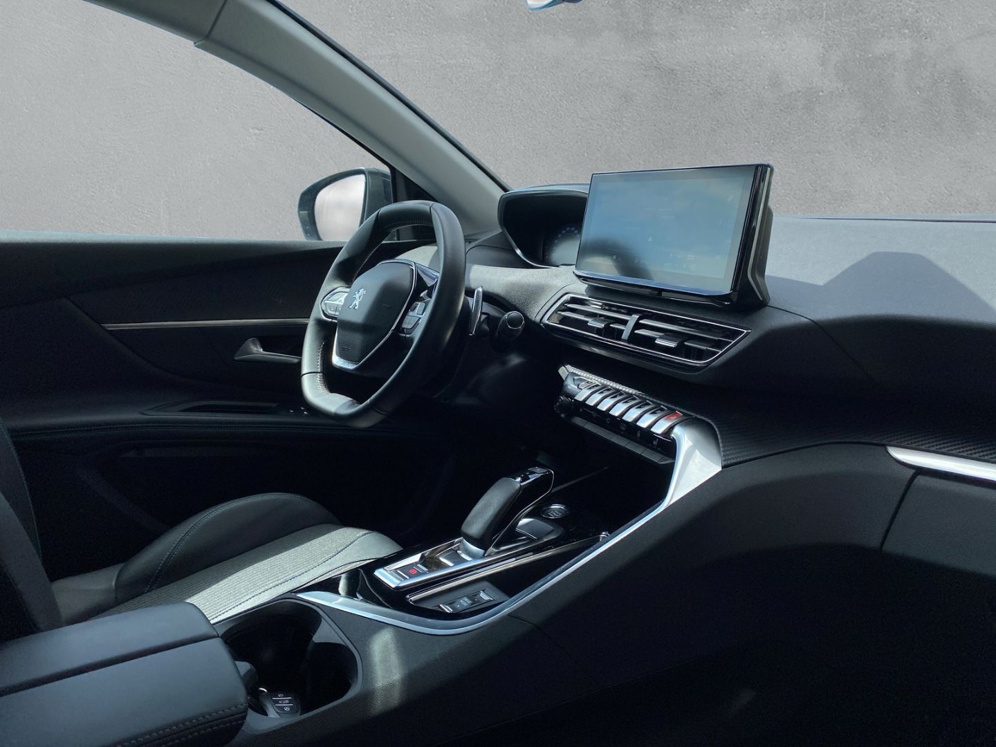 Fahrzeugabbildung Peugeot 3008 Hybrid 225 Allure Pack 1.6 Plug-In EU6d Nav