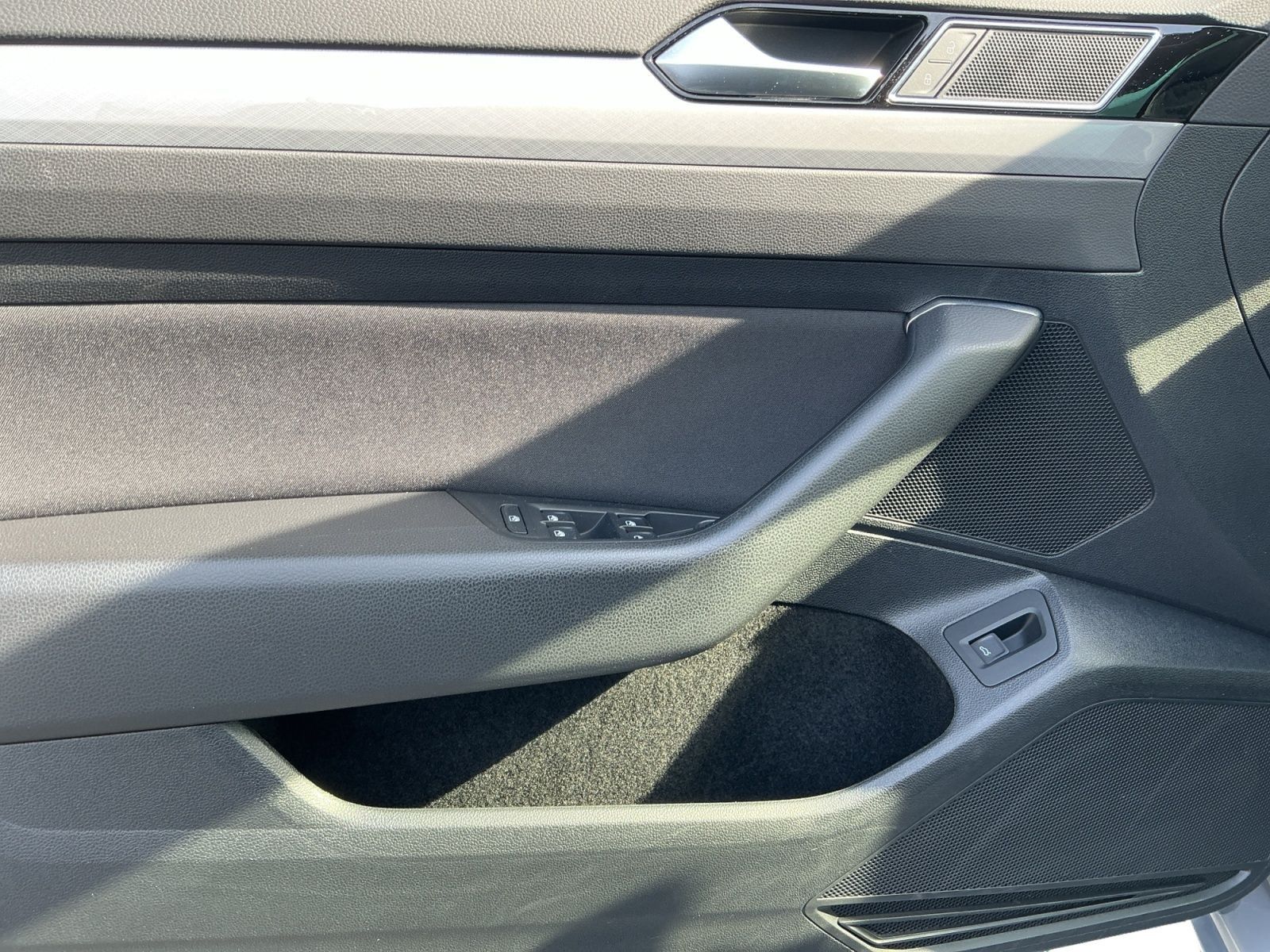 Volkswagen Passat Variant - Bild 15