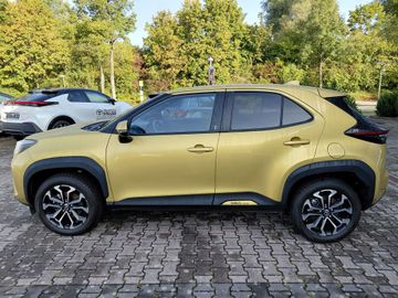 Toyota Yaris Cross - 2